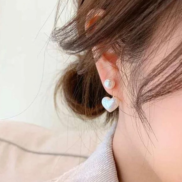 None Jewelry - Gold and White Heart Earrings